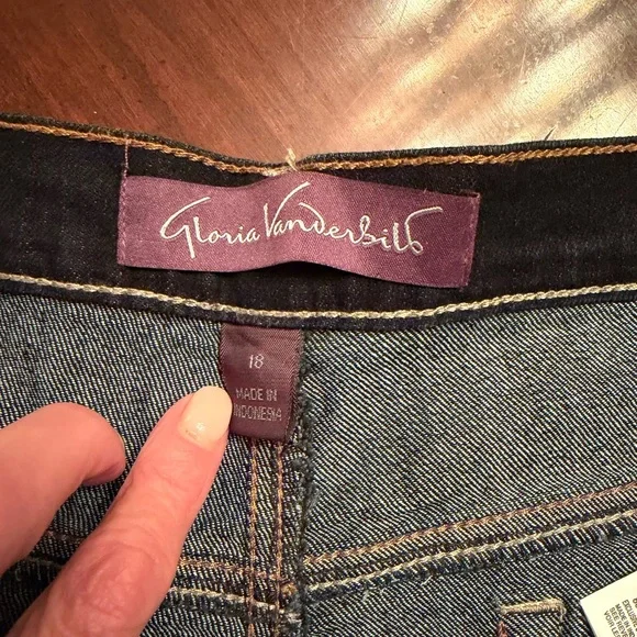 Gloria Vanderbilt Amanda Stretch Jeans Straight Leg High Rise Dark Wash Sz 18 - Picture 5 of 5